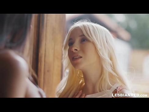 ❤️ Qiz bir necha oydan keyin uyga keladi va o'gay onasining mushukini yeydi ❤❌ Anal porno uz.japangaysex.ru