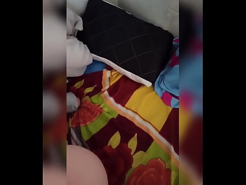 ❤️ Mening xonadoshim uyda yolg'iz qoladi, chunki eri ta'tilga ketadi va men uni sikish va eshagini sut bilan to'ldirish imkoniyatidan foydalanaman ❤❌ Anal porno uz.japangaysex.ru